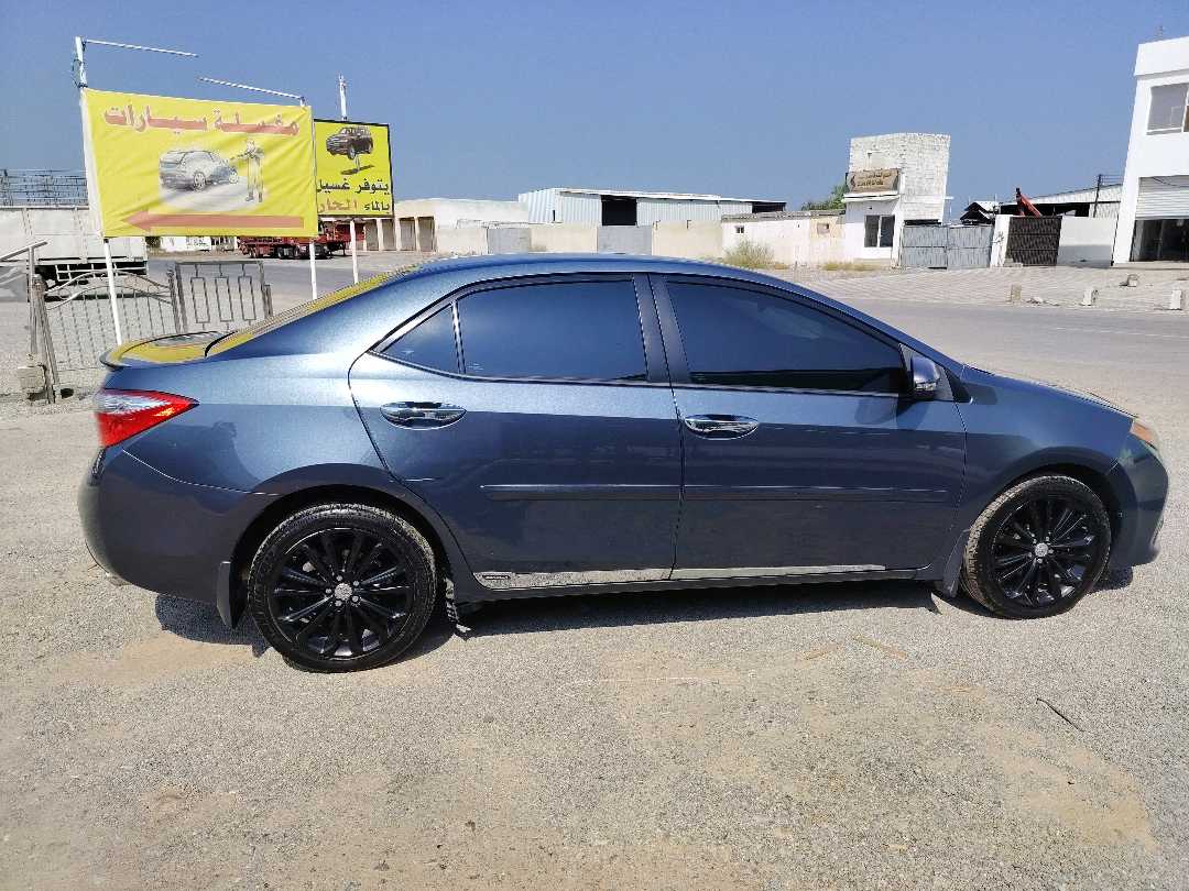 Car Image 2015 TOYOTA COROLLA S