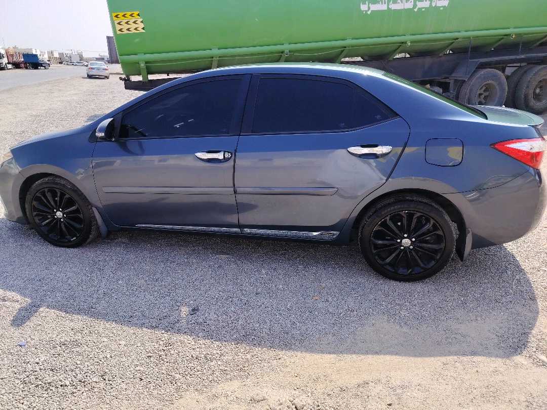 Car Image 2015 TOYOTA COROLLA S