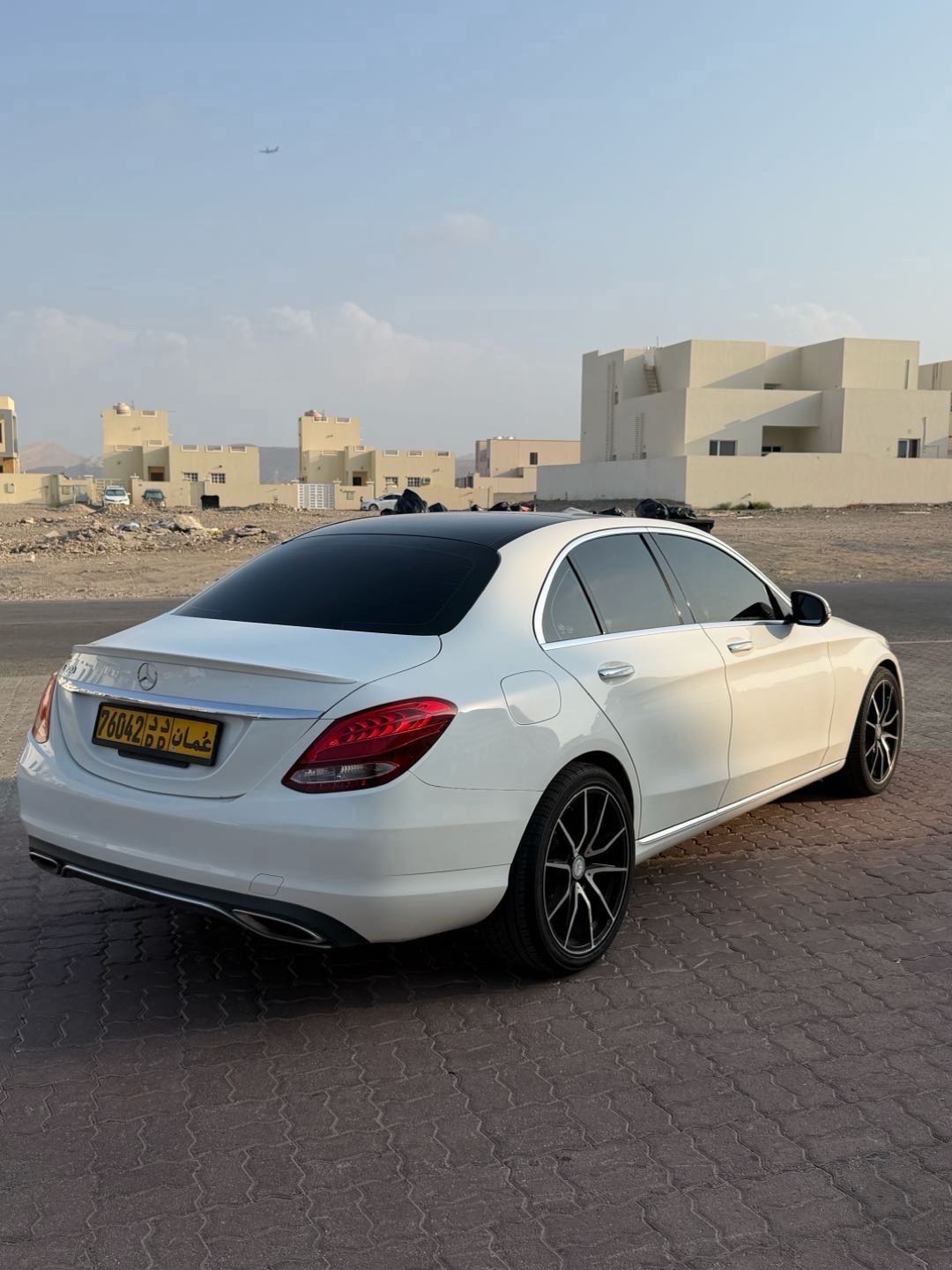 Car Image 2017 MERCEDES C Class 300