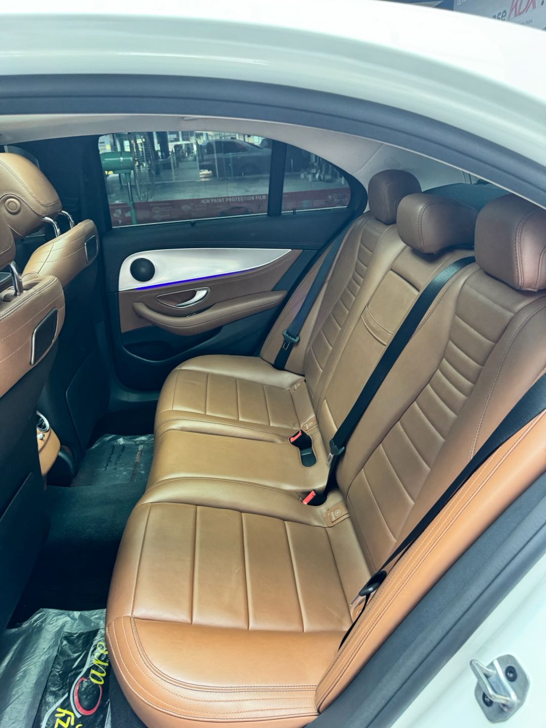 Car Image 2020 MERCEDES E Class 300