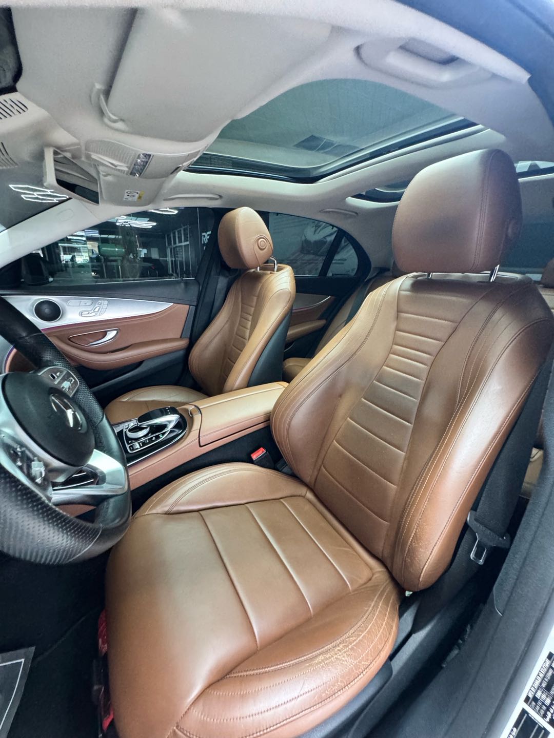 Car Image 2020 MERCEDES E Class 300