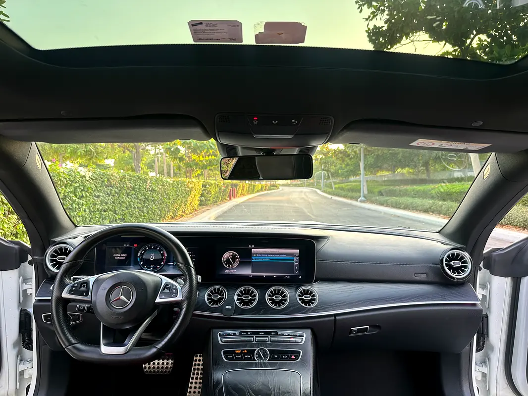 Car Image 2017 MERCEDES E Class 300