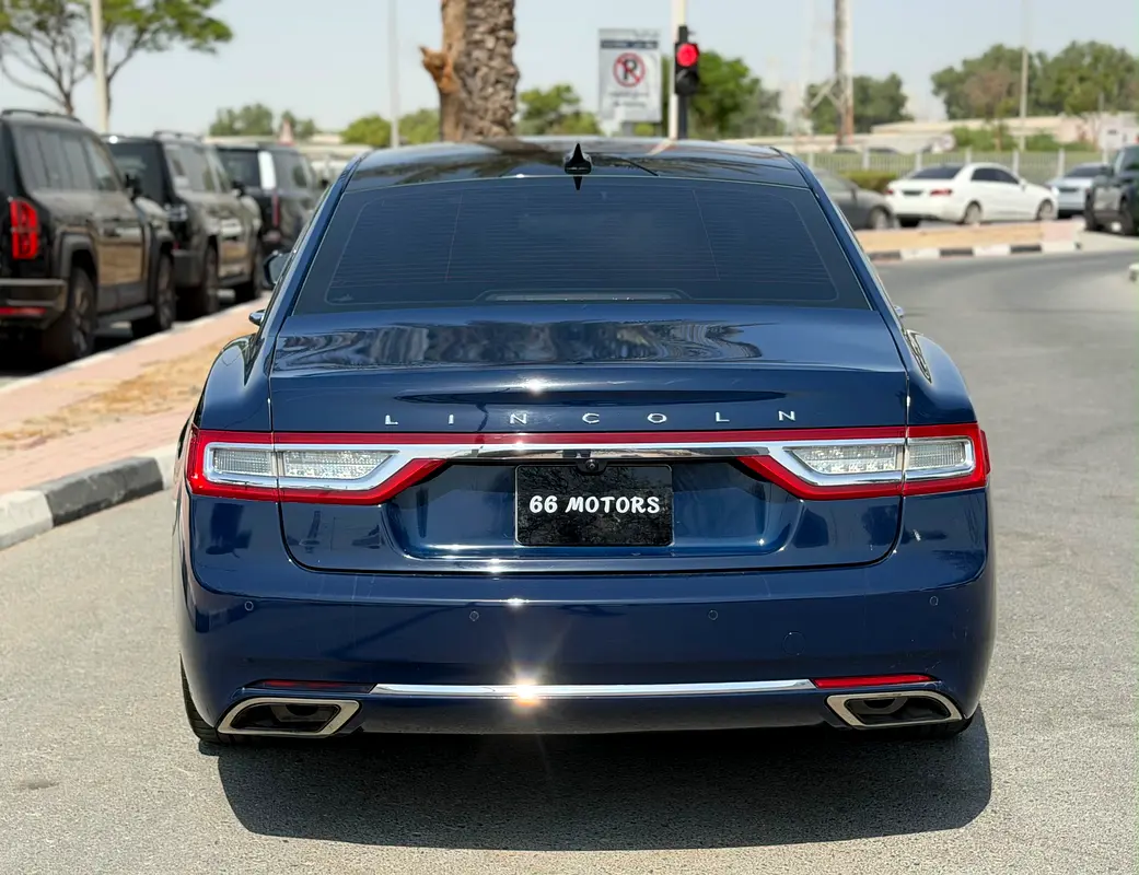 Car Image 2018 LINCOLN CONTINENTAL Reserve
