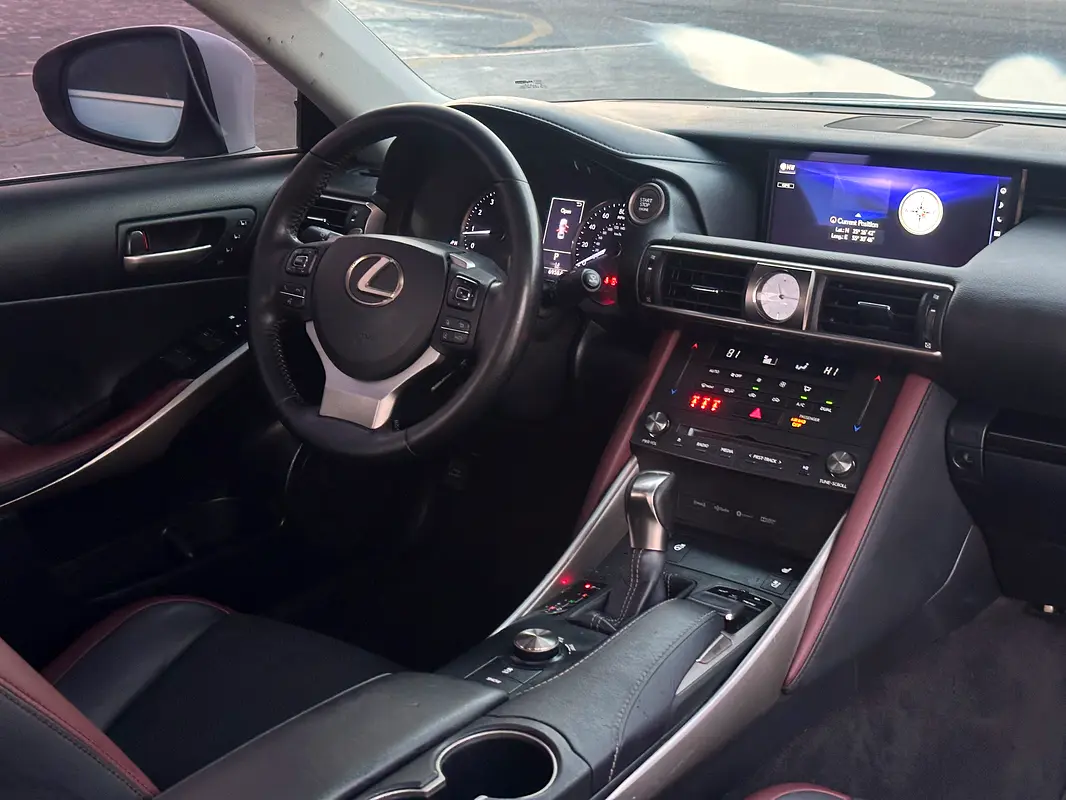 Car Image 2019 LEXUS IS 300
