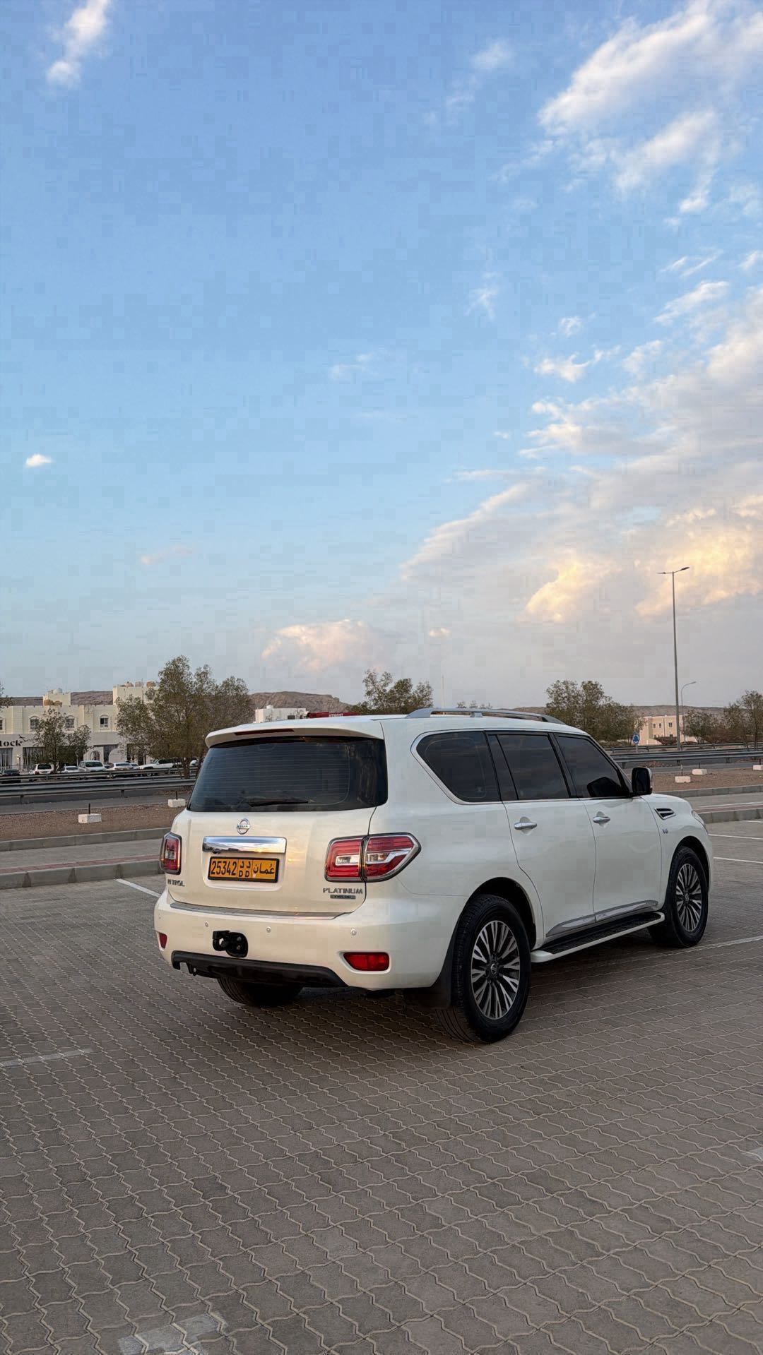 Car Image 2019 NISSAN PATROL Platinum