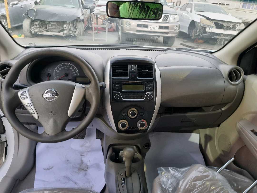 Car Image 2016 NISSAN SUNNY SV