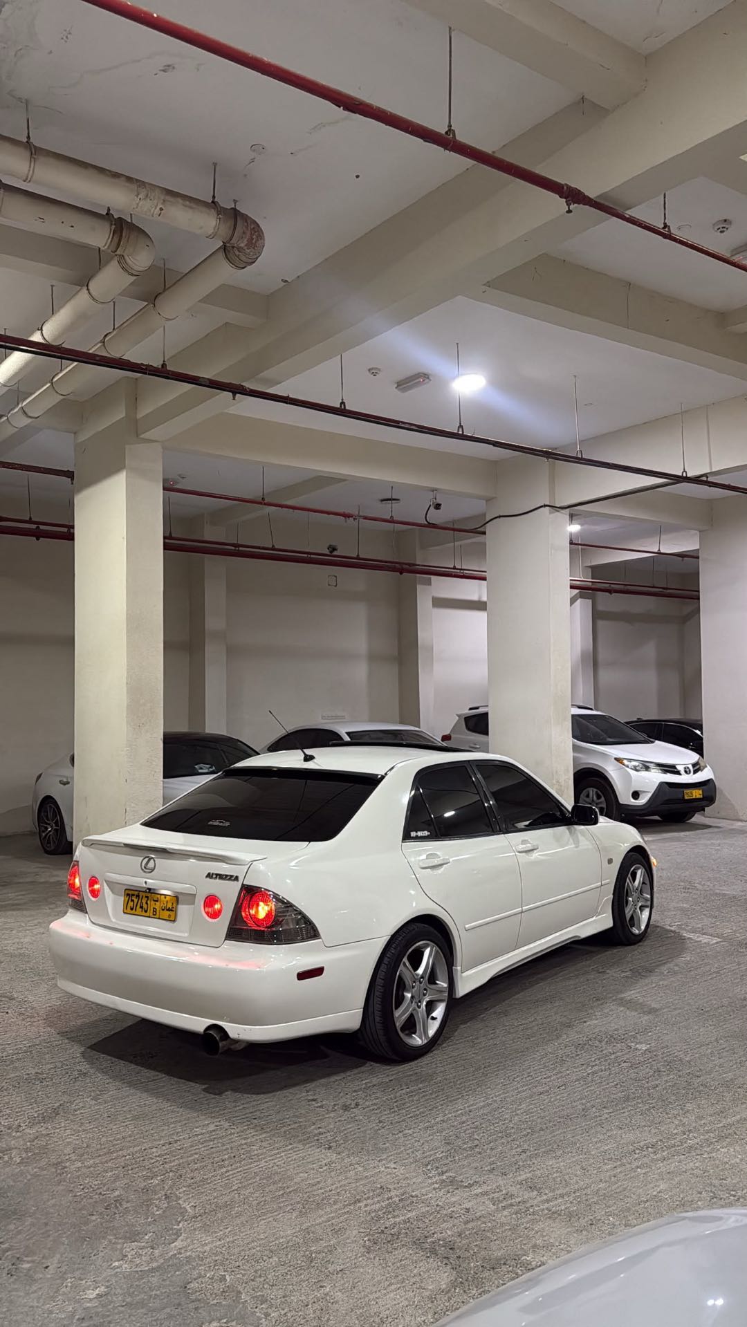 Car Image 2001 LEXUS IS 