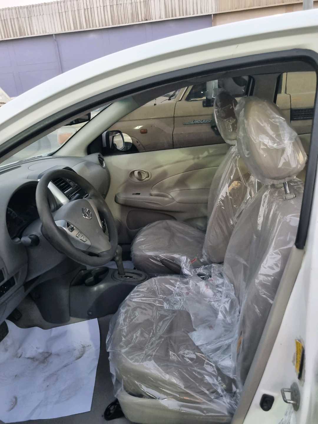 Car Image 2016 NISSAN SUNNY SV