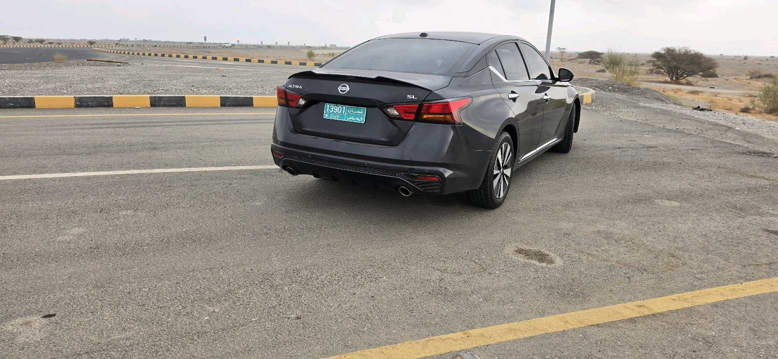Car Image 2019 NISSAN ALTIMA SL