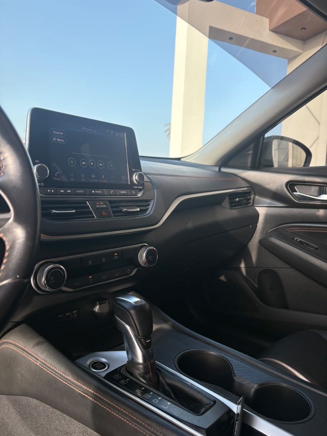 Car Image 2019 NISSAN ALTIMA SR