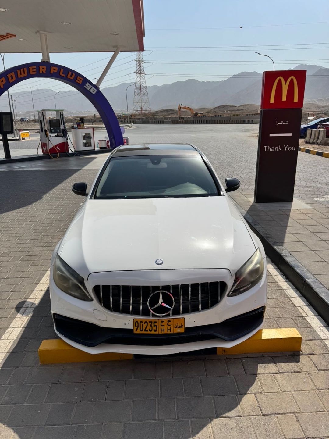 Car Image 2016 MERCEDES C Class 300