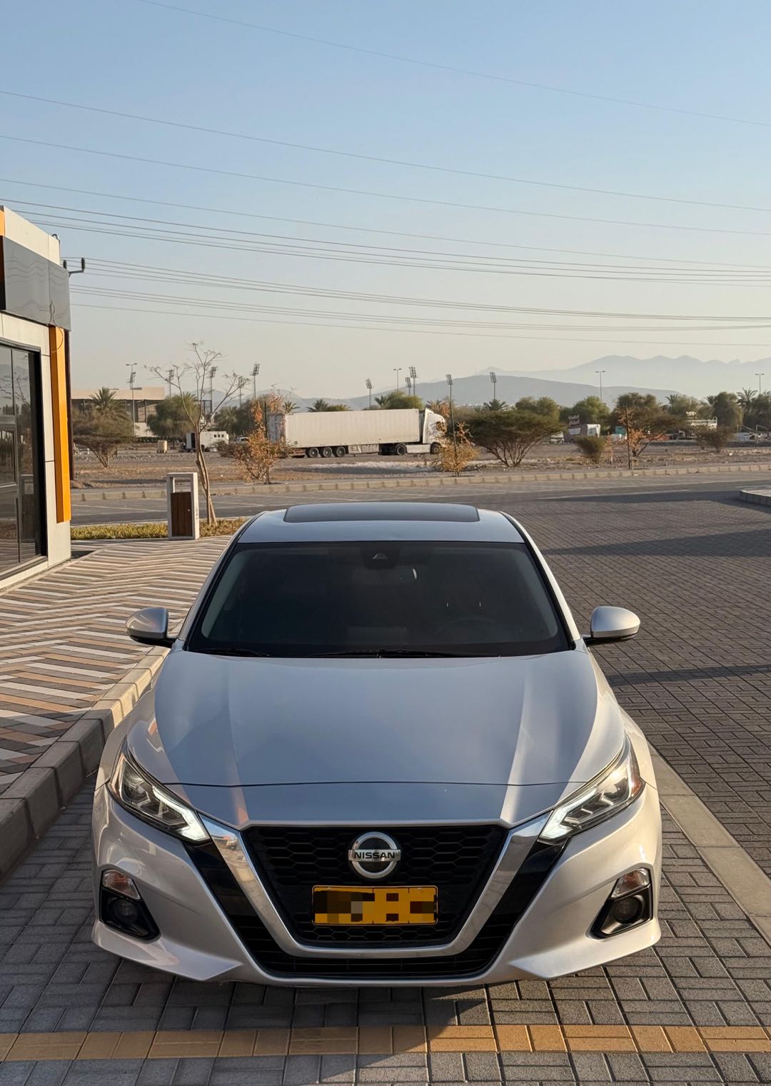 Car Image 2019 NISSAN ALTIMA SL