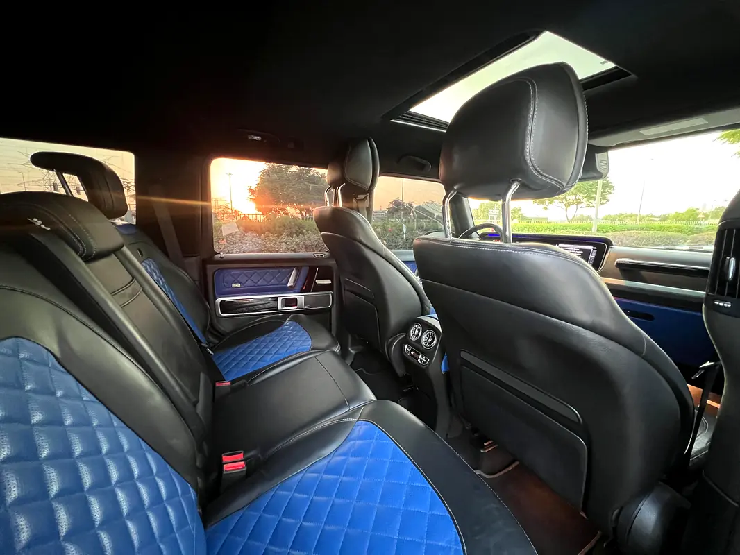 Car Image 2019 MERCEDES G CLASS 700