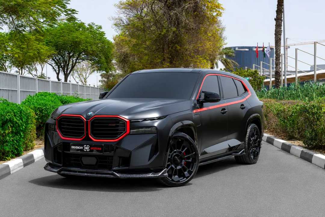 بي أم دبليو XM Label Red 2025