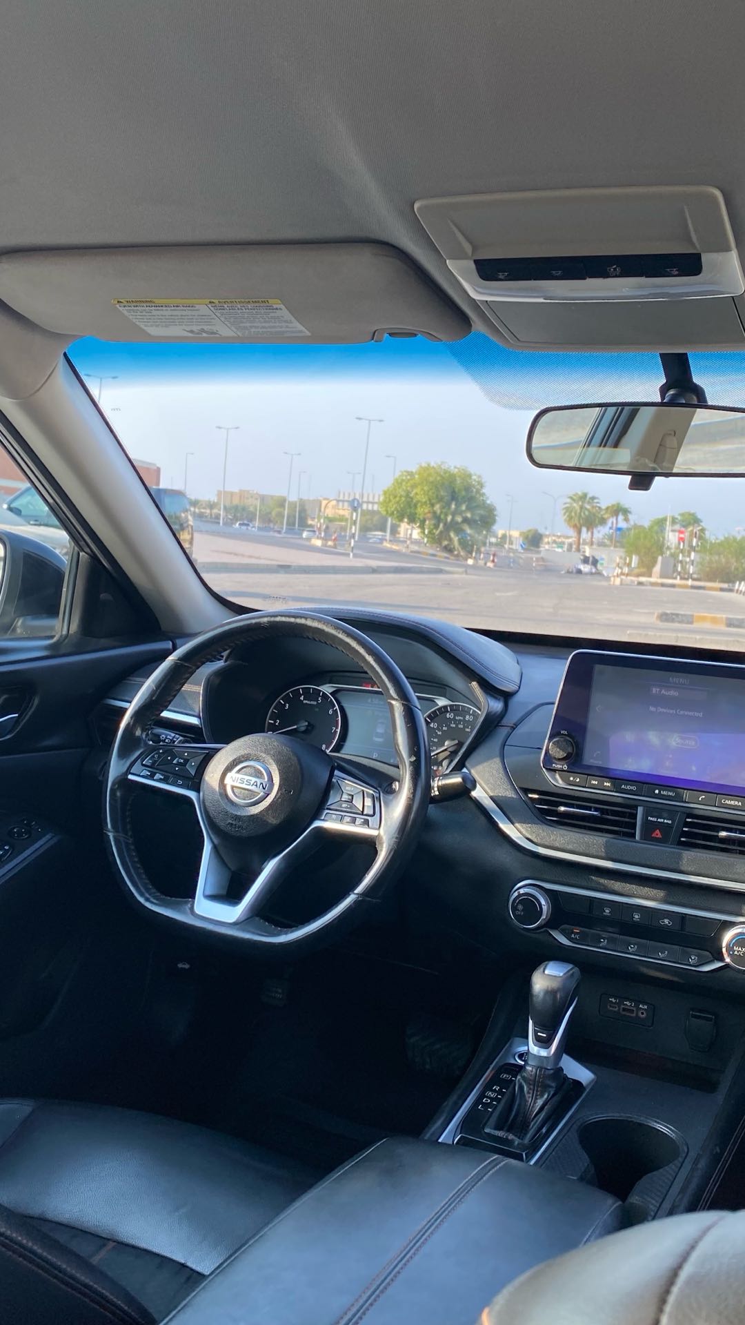 Car Image 2019 NISSAN ALTIMA SR