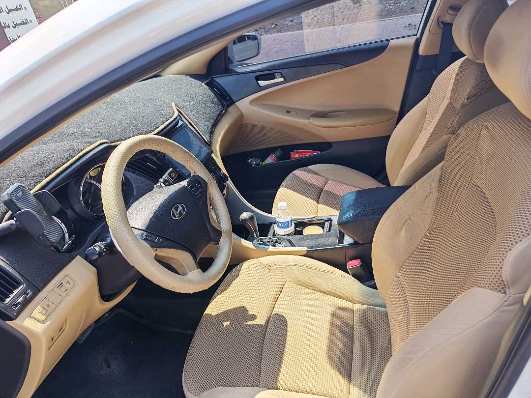 Car Image 2012 HYUNDAI SONATA 