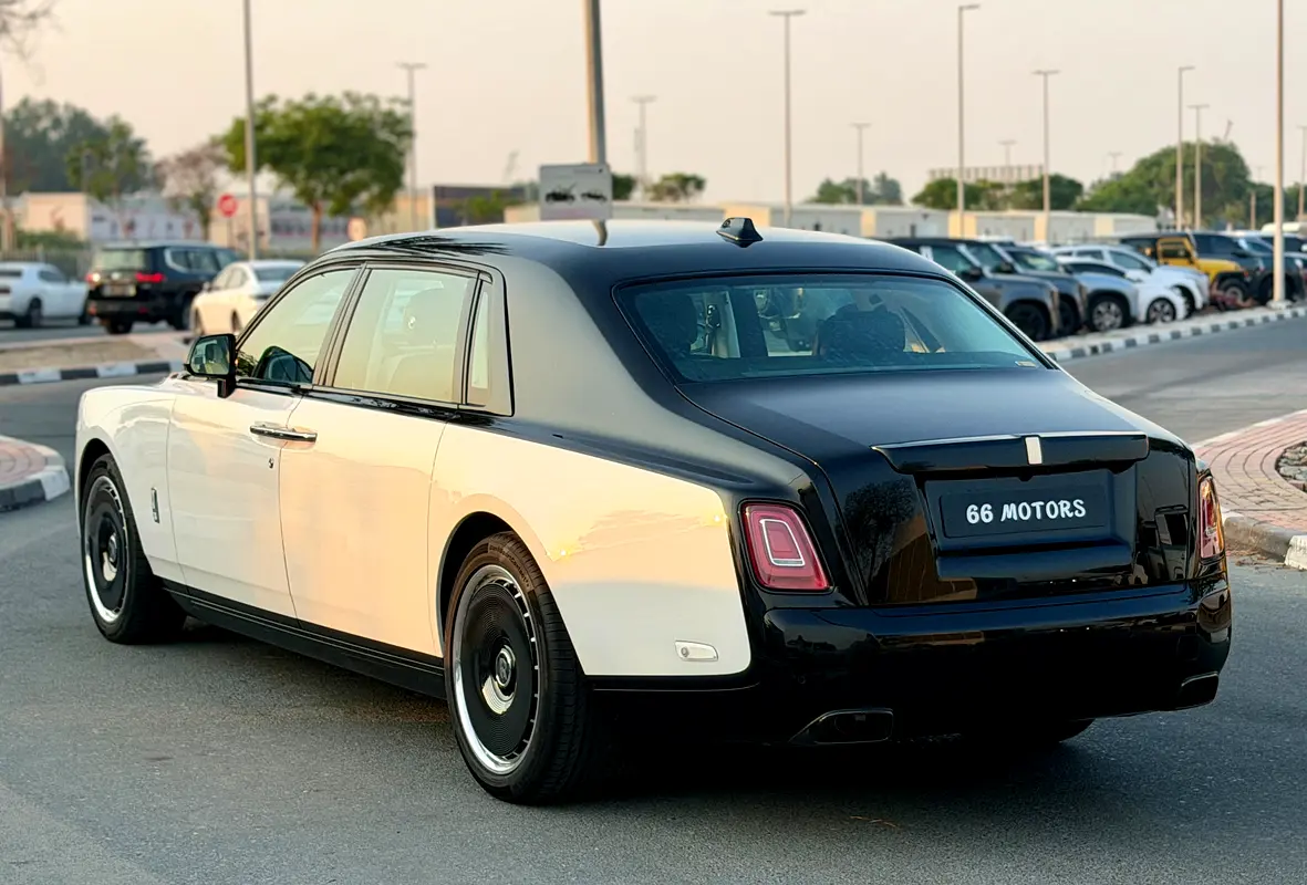 Car Image 2026 ROLLS ROYCE PHANTOM Extended Wheel Base