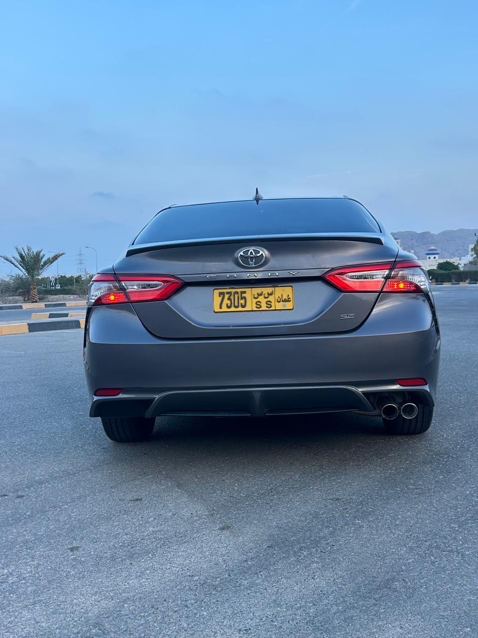 Car Image 2019 TOYOTA CAMRY SE