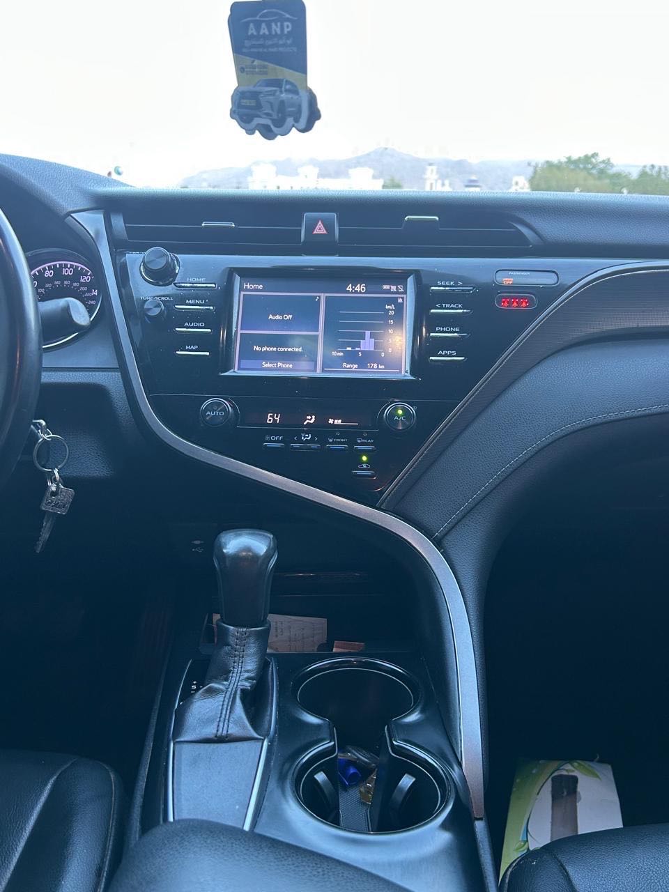 Car Image 2019 TOYOTA CAMRY SE