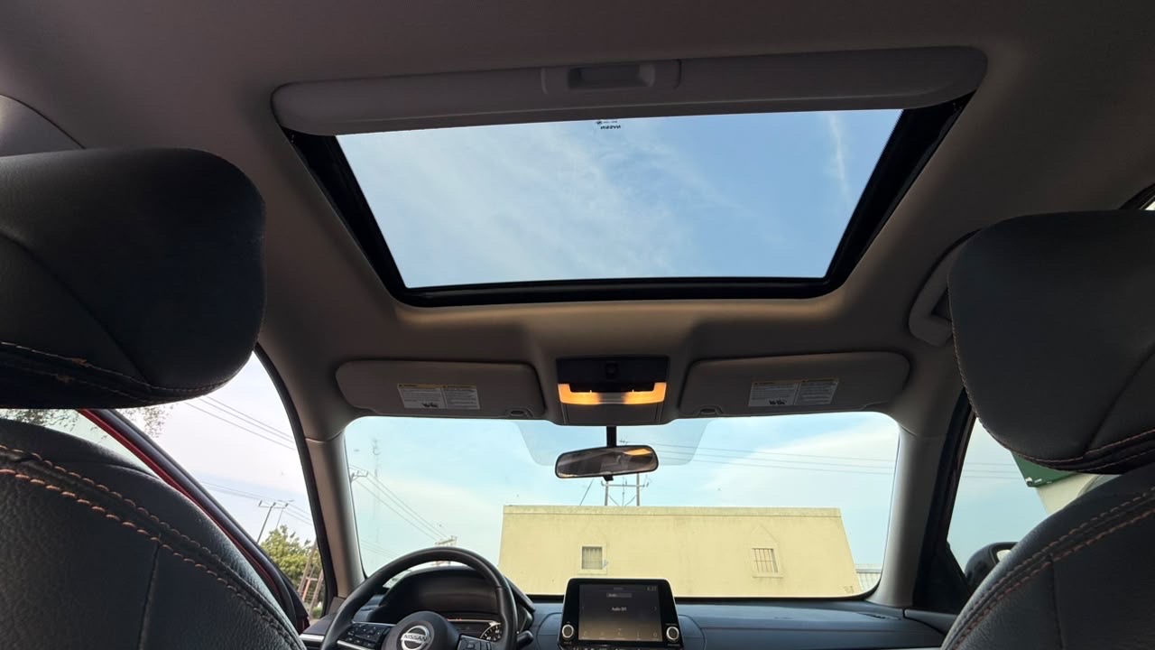 Car Image 2019 NISSAN ALTIMA SR