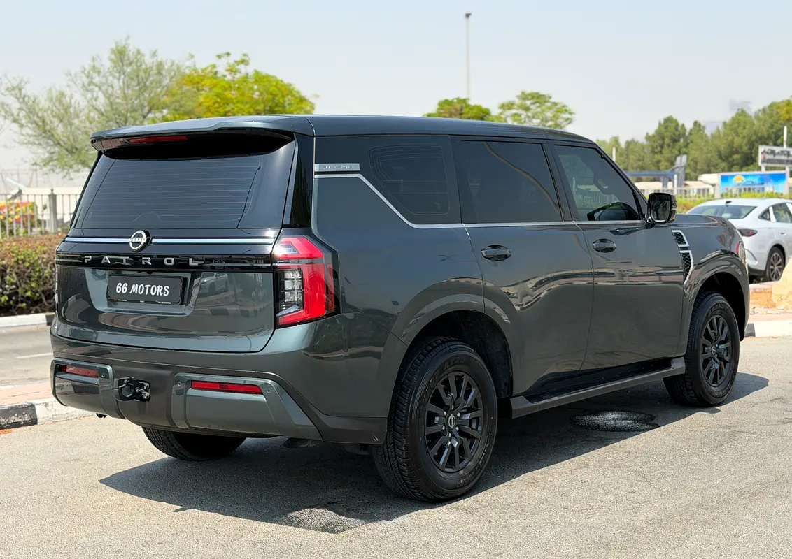 Car Image 2025 NISSAN PATROL SE