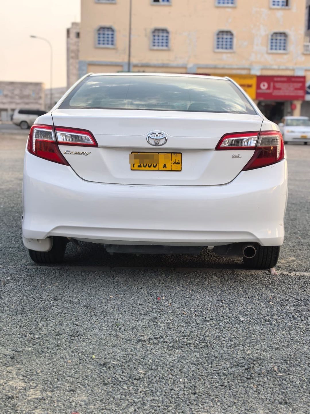 Car Image 2012 TOYOTA CAMRY XLE
