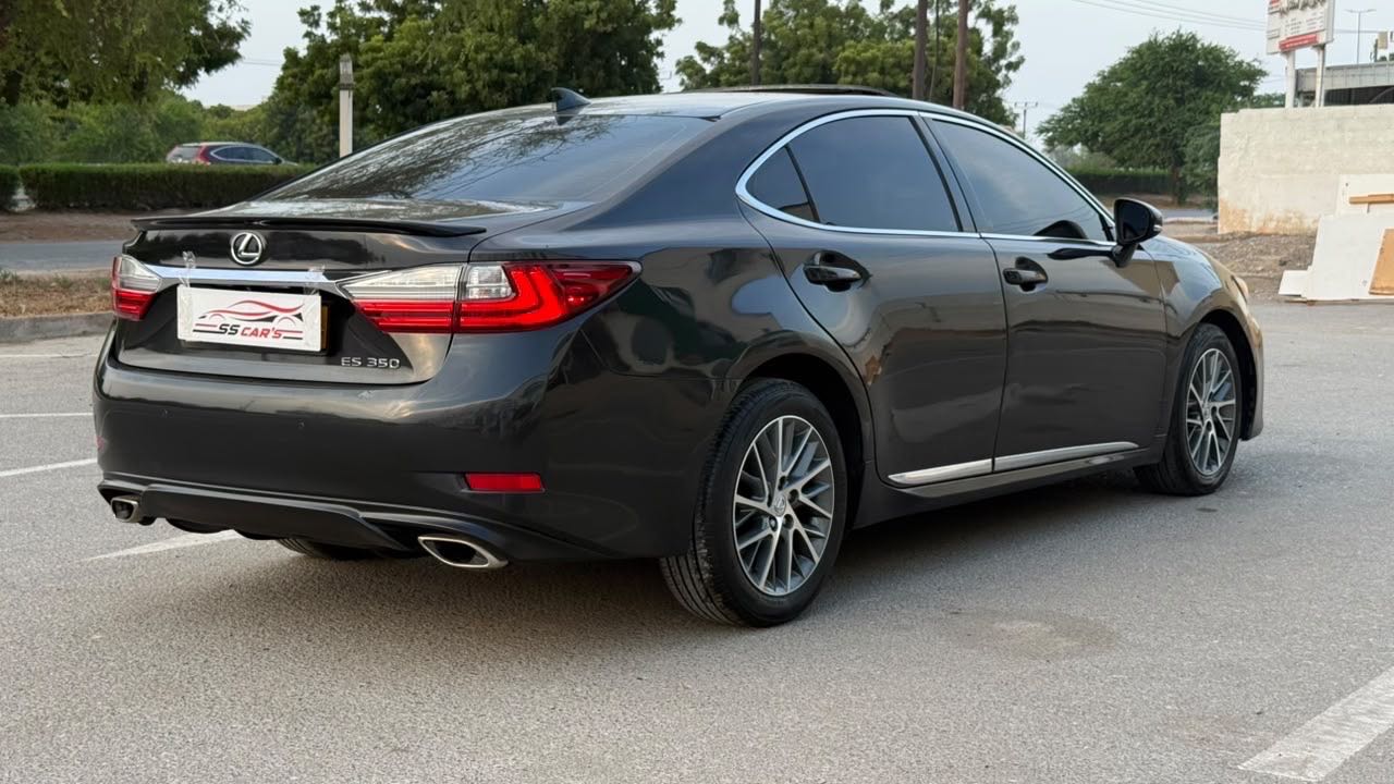 Car Image 2017 LEXUS ES 350