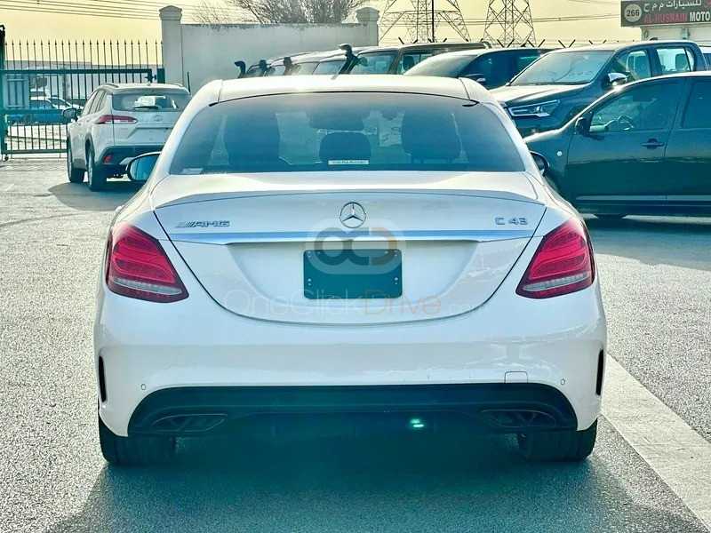 Car Image 2018 MERCEDES C Class 43