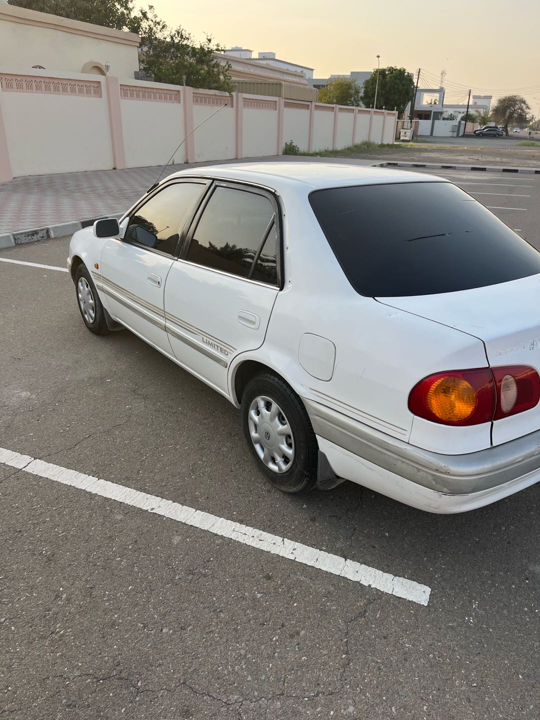 Car Image 1999 TOYOTA COROLLA XLI