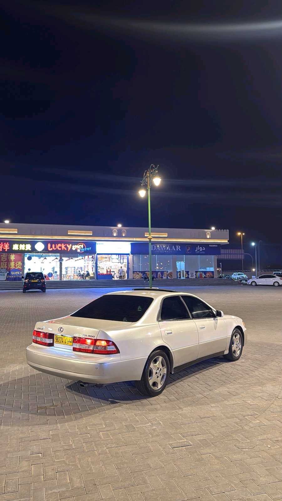 Car Image 2001 LEXUS ES 300