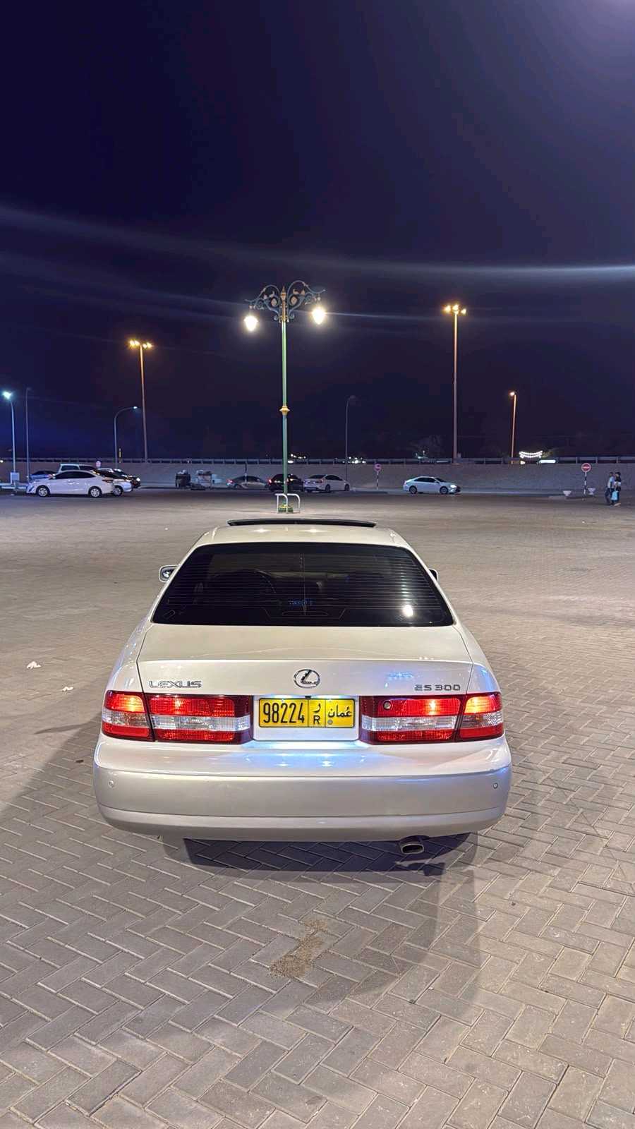 Car Image 2001 LEXUS ES 300