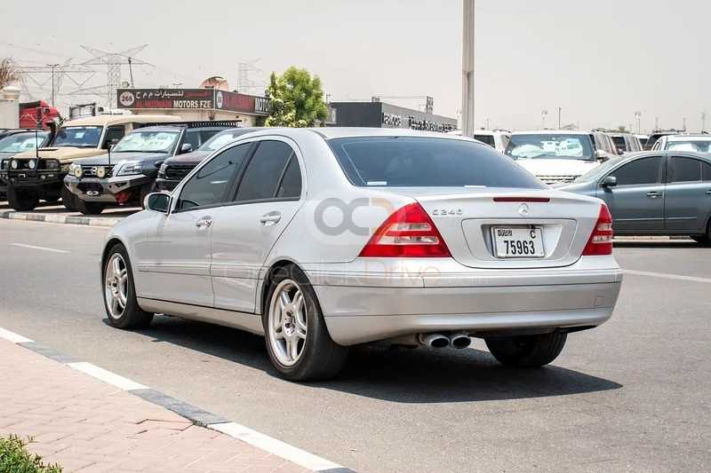 Car Image 2001 MERCEDES S Class 280