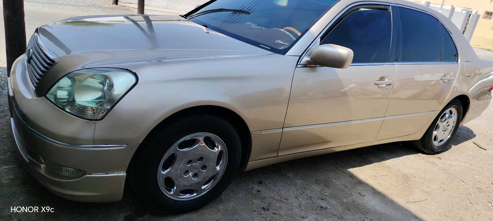 Car Image 2001 LEXUS LS 430