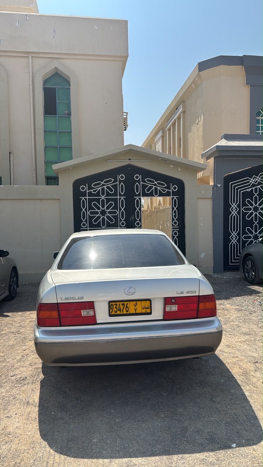 Car Image 2000 LEXUS LS 400