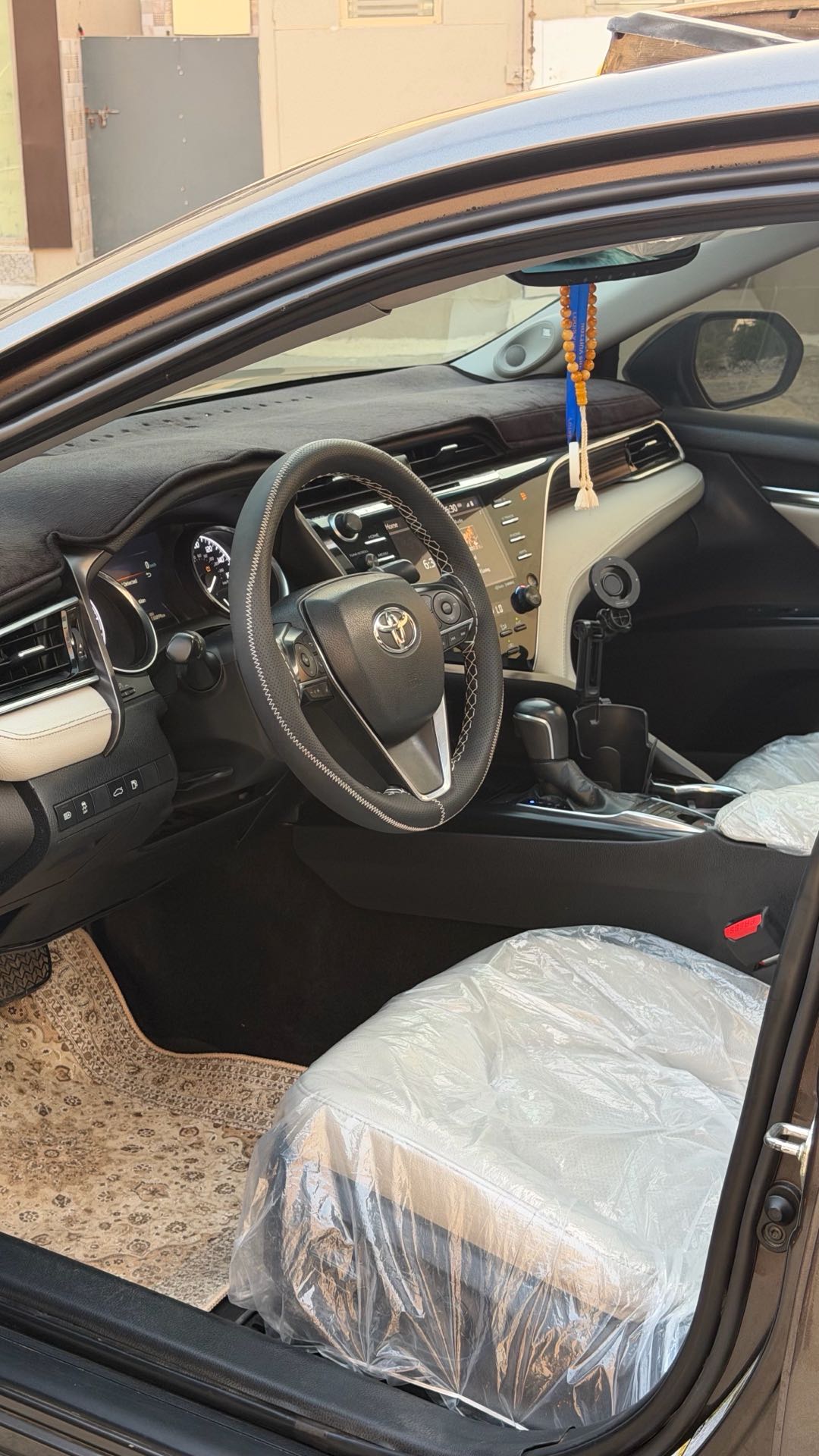 Car Image 2018 TOYOTA CAMRY XLE