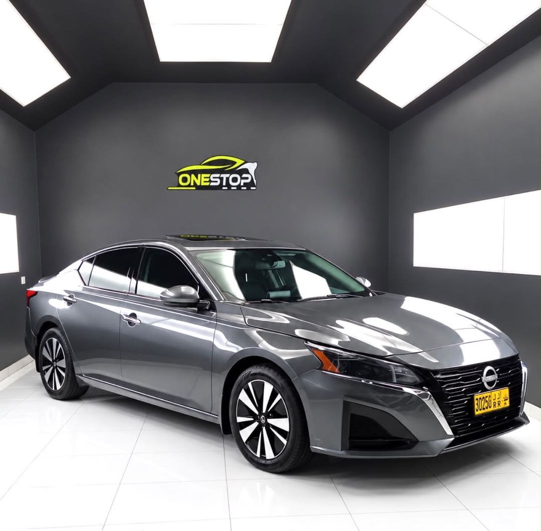 Car Image 2019 NISSAN ALTIMA SV