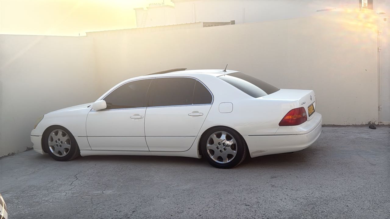 Car Image 2003 LEXUS LS 430