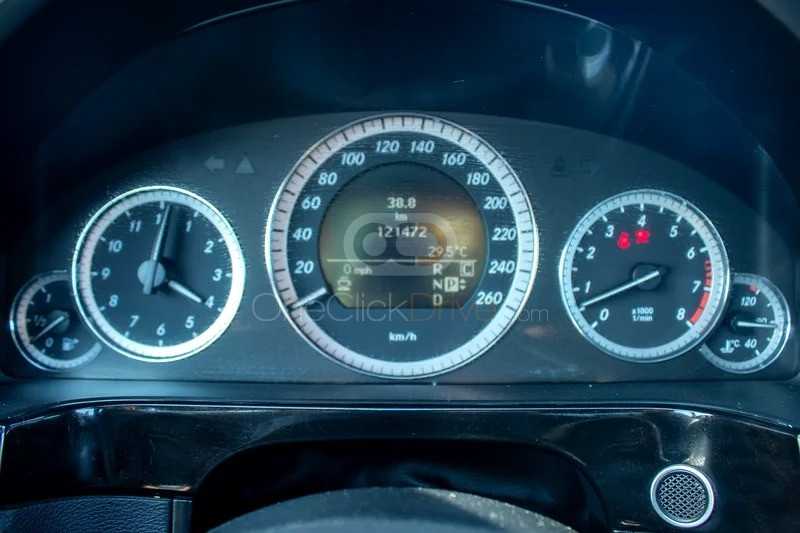 Car Image 2009 MERCEDES E Class 350