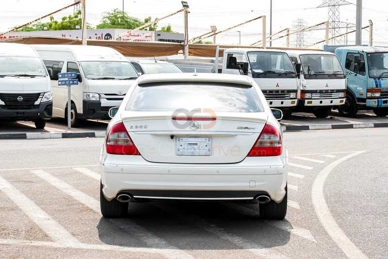 Car Image 2007 MERCEDES E Class 350