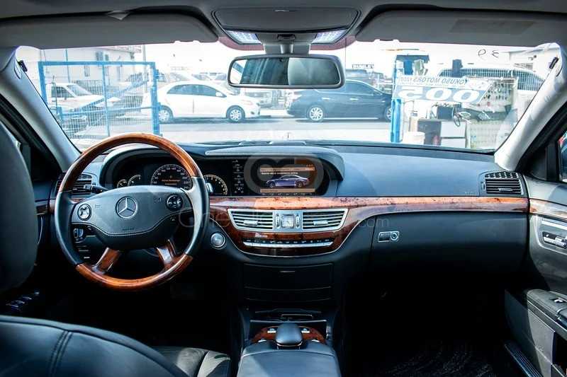 Car Image 2009 MERCEDES S Class 550
