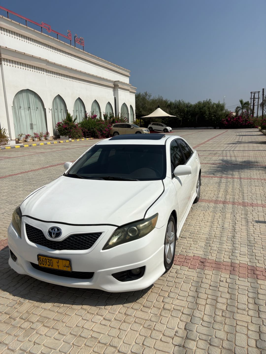 Car Image 2011 TOYOTA CAMRY SE