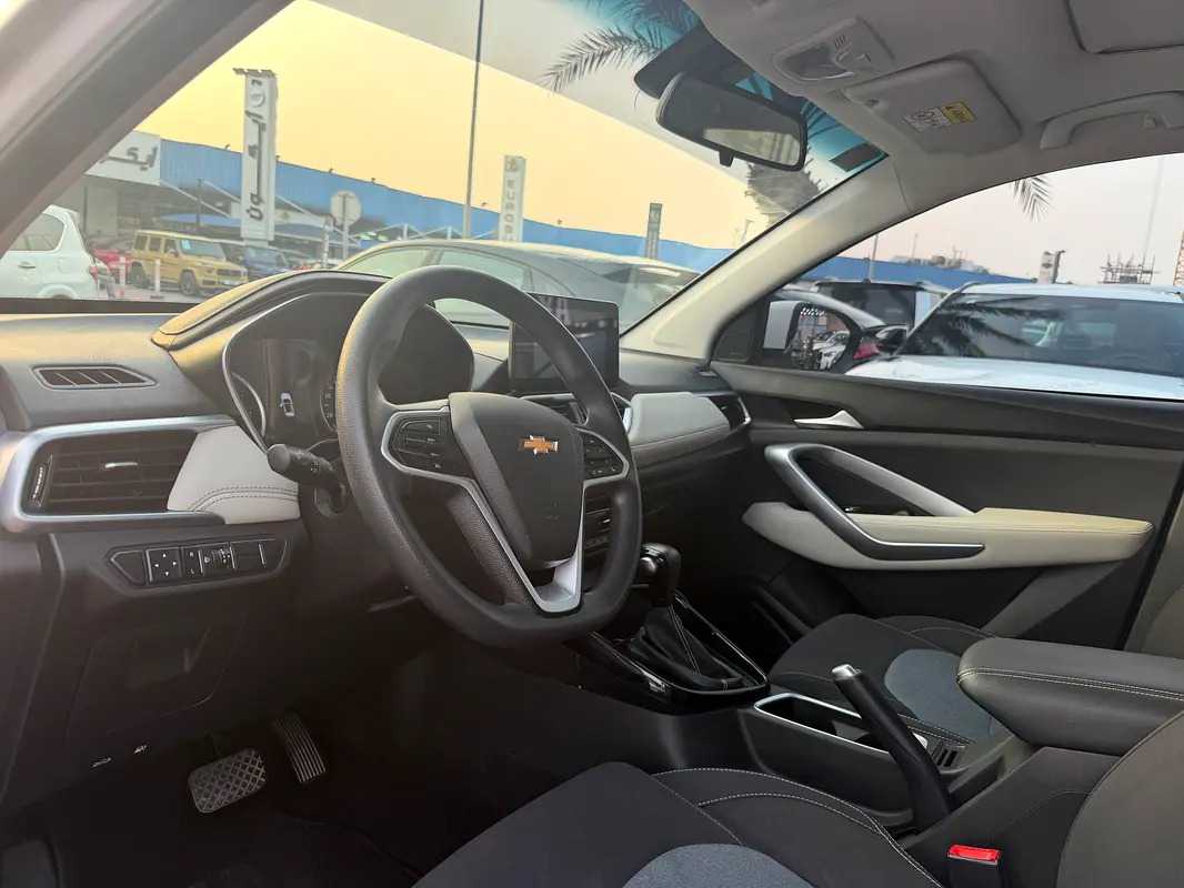 Car Image 2022 CHEVROLET CAPTIVA LT