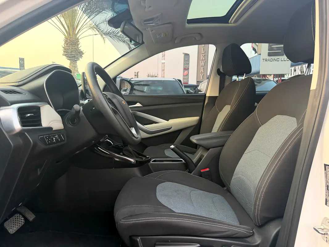 Car Image 2022 CHEVROLET CAPTIVA LT