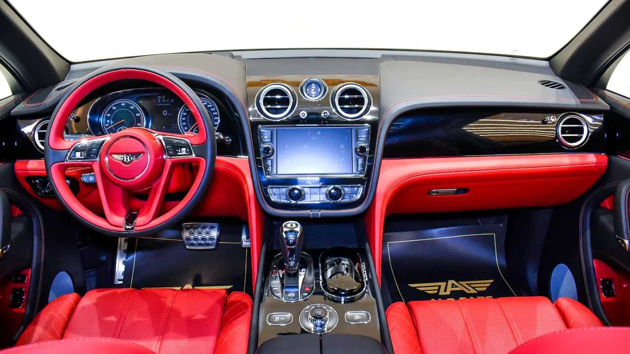 Car Image 2017 BENTLEY BENTAYGA W12 AWD