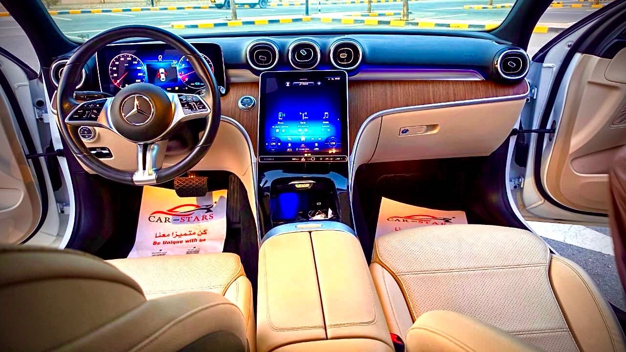 Car Image 2022 MERCEDES C Class 300
