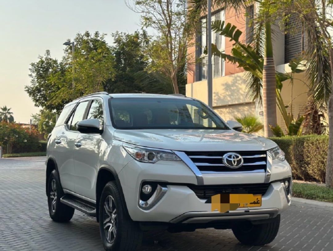 Car Image 2020 TOYOTA FORTUNER GX