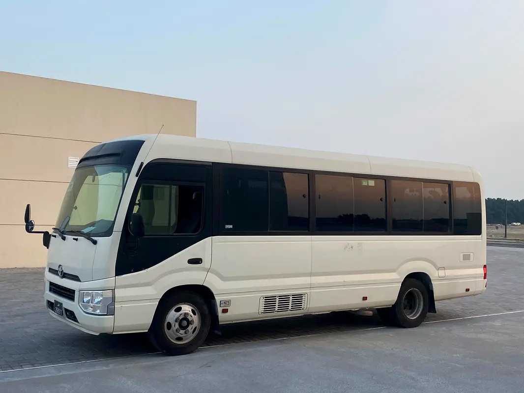 Car Image 2022 TOYOTA COASTER 