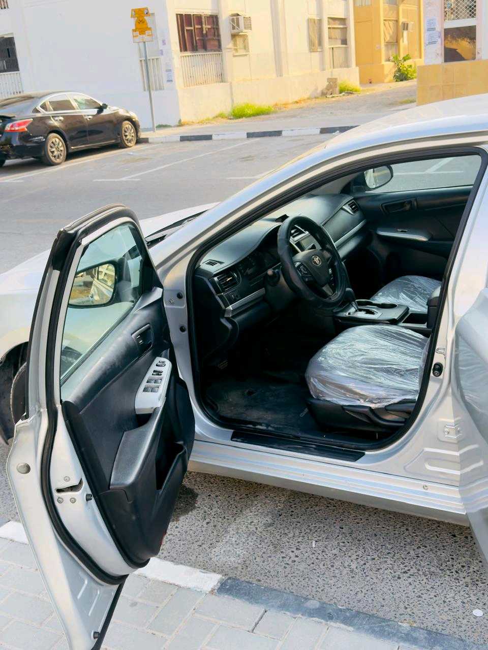 Car Image 2017 TOYOTA CAMRY GL