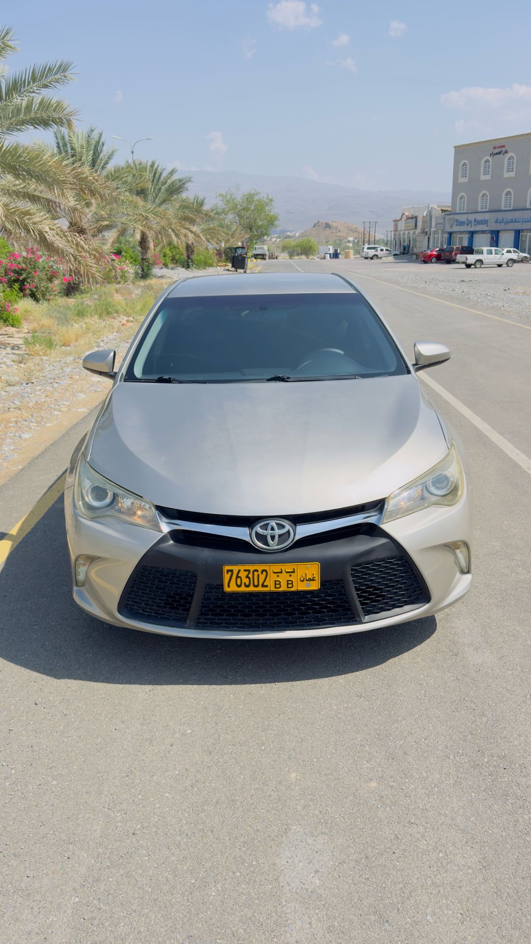 Car Image 2016 TOYOTA CAMRY SE
