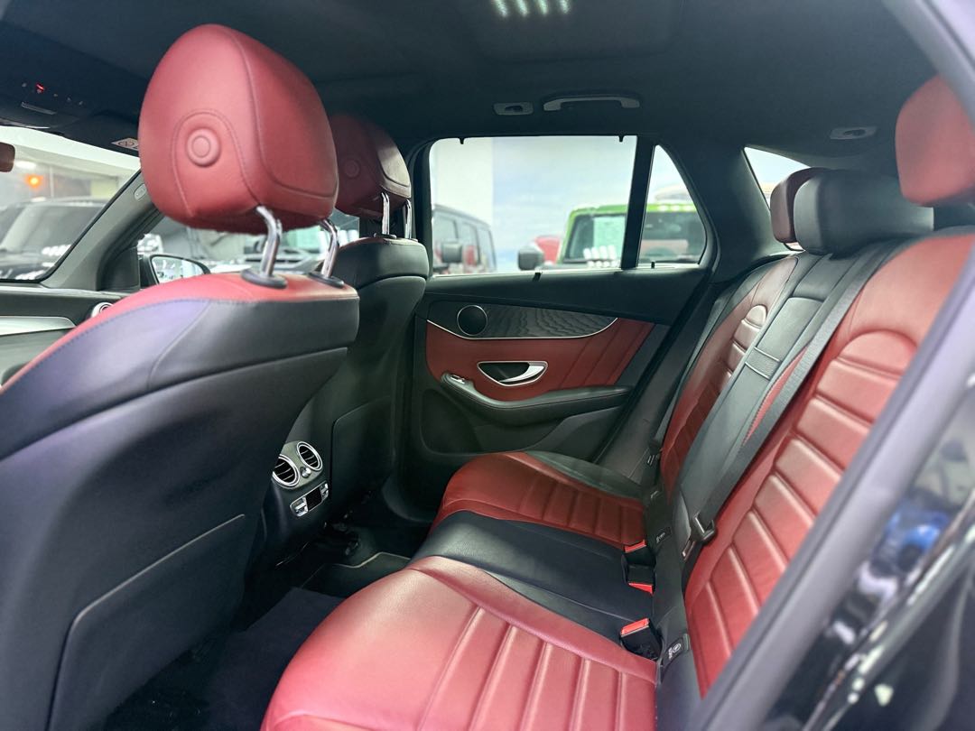 Car Image 2022 MERCEDES GLC CLASS GLC 300
